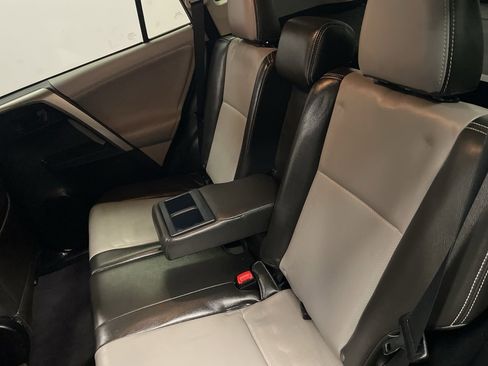 Used 2013 Toyota RAV4 XLE image 12