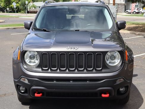 Used 2017 Jeep Renegade Trailhawk AWD/4WD image 12