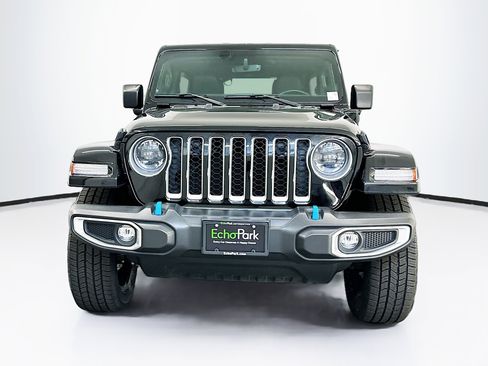 Used 2023 Jeep Wrangler Unlimited Sahara w/ Cold Weather Group AWD/4WD image 2