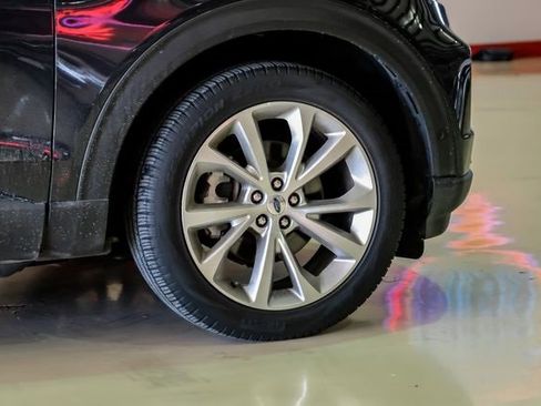 Used 2022 Ford Explorer Platinum w/ Equipment Group 601A image 54