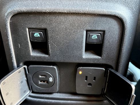 Used 2021 Ford Bronco Badlands image 21