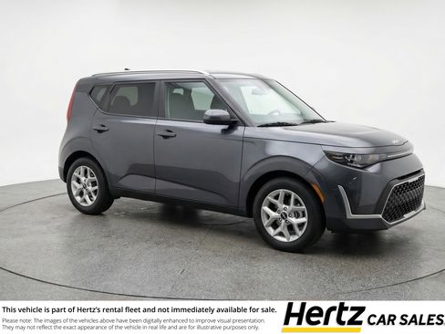 Used 2025 Kia Soul LX w/ LX Technology Package FWD image 1