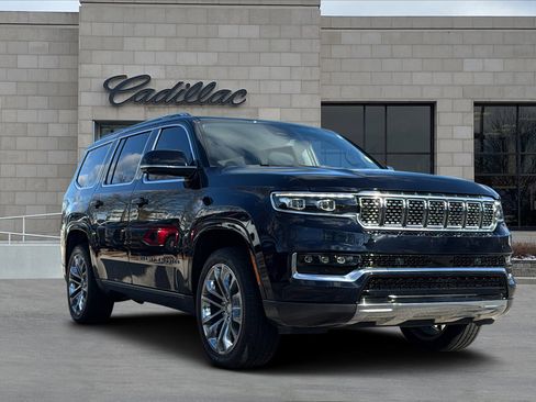 Used 2022 Jeep Grand Wagoneer Series II image 1