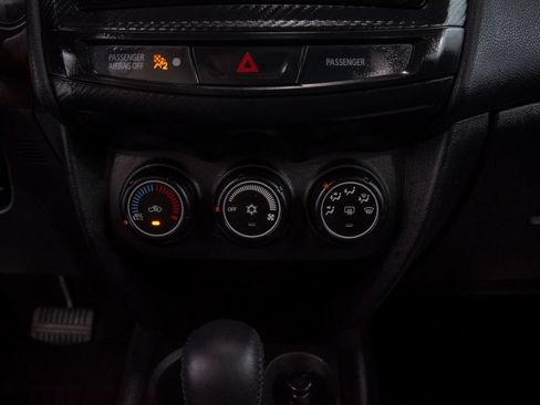 Used 2015 Mitsubishi Outlander Sport ES AWD/4WD image 23