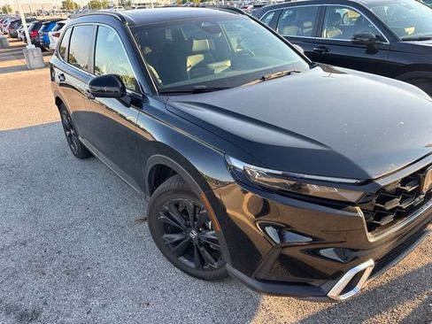 Used 2023 Honda CR-V Sport Touring image 3