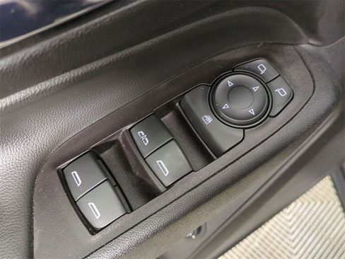 Certified 2020 Chevrolet Equinox LT w/ Driver Convenience Package image 22