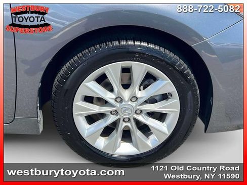 Used 2015 Lexus ES 300h w/ Navigation System Package FWD image 14