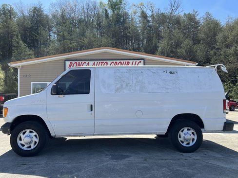 Used 1998 Ford E-250 and Econoline 250 RWD image 6