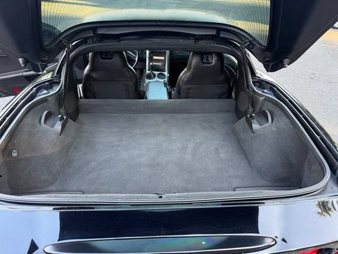 Used 2005 Chevrolet Corvette Coupe w/ Preferred Equipment Group RWD image 13