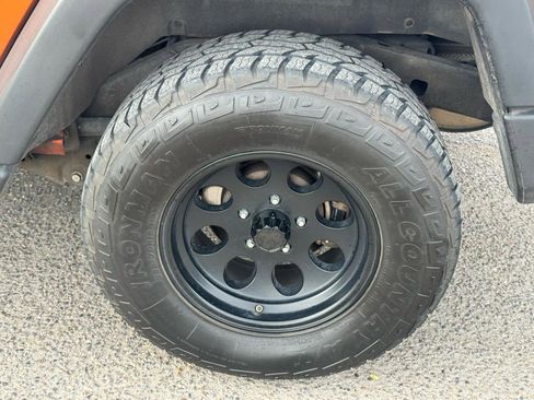 Used 2011 Jeep Wrangler Sport image 10