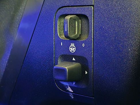 Used 2021 Mercedes-Benz GLE 350 4MATIC image 33