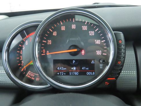 Used 2016 MINI Cooper 4-Door Hardtop image 33