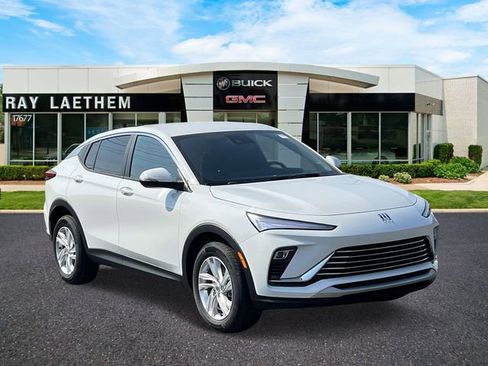 Used 2025 Buick Envista Preferred w/ Convenience I Package image 7