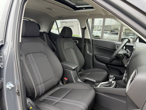 New 2026 Hyundai Venue SEL image 19