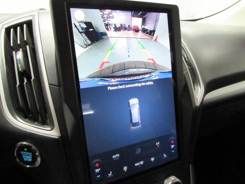 Used 2024 Ford Edge SEL AWD/4WD image 29