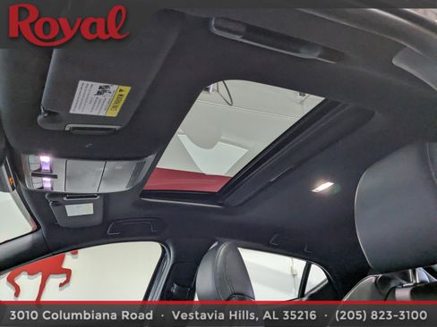 Used 2019 MAZDA MAZDA3 Hatchback w/ Premium Package image 24