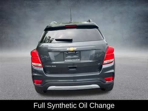 Used 2018 Chevrolet Trax LT w/ LT Convenience Package AWD/4WD image 5