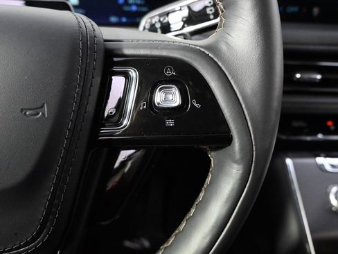 New 2025 Lincoln Aviator AWD w/ Equipment Group 101A image 36