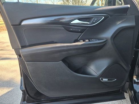 Used 2025 Buick Envision Preferred image 13