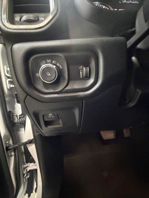 Certified 2024 RAM 1500 Laramie RWD image 22