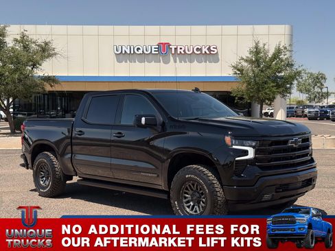 Used 2026 Chevrolet Silverado 1500 High Country w/ Midnight Edition AWD/4WD image 3