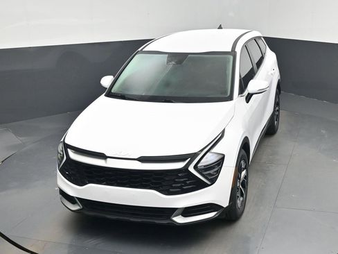 Certified 2024 Kia Sportage EX image 40