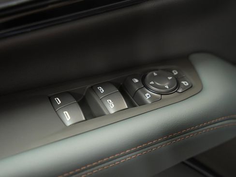 New 2026 GMC Yukon XL AT4 w/ AT4 Premium Plus Package image 31