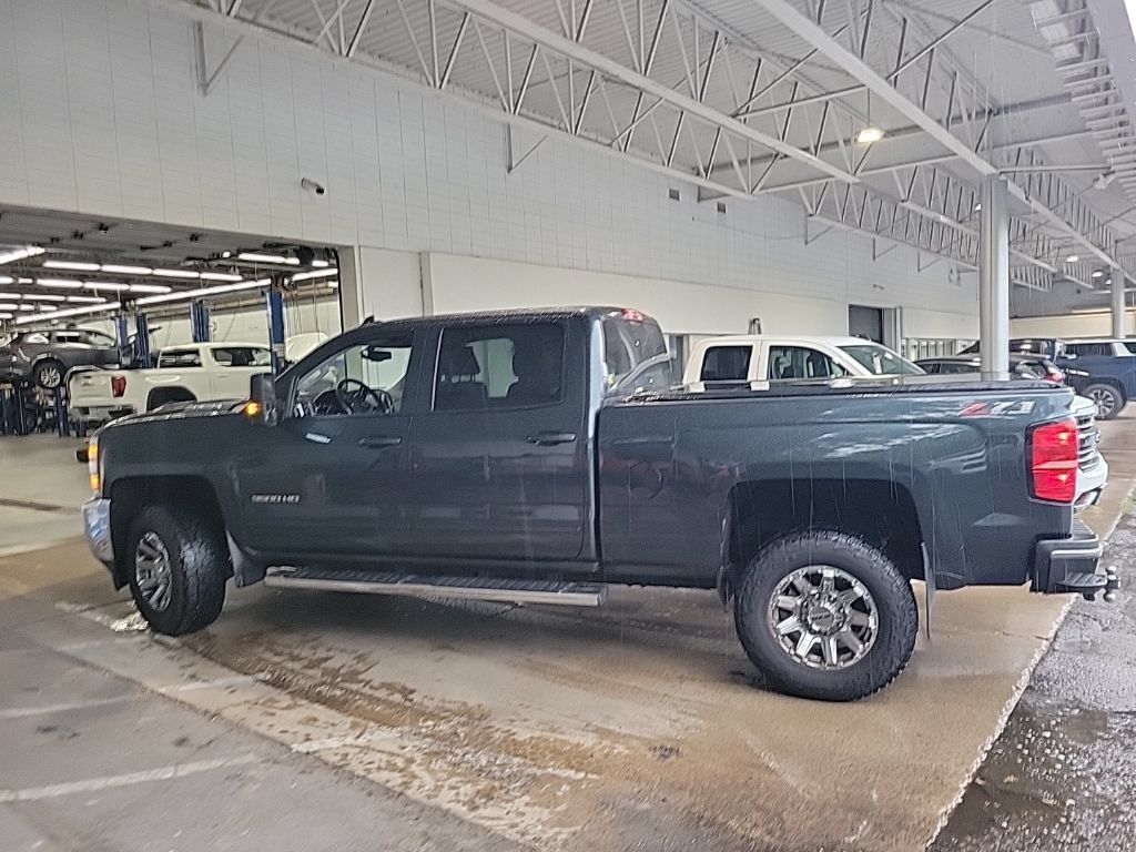 Used 2019 Chevrolet Silverado 3500 LT w/ LT Convenience Package AWD/4WD image 13