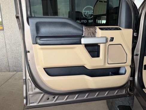 Used 2019 Ford F250 XLT AWD/4WD image 23