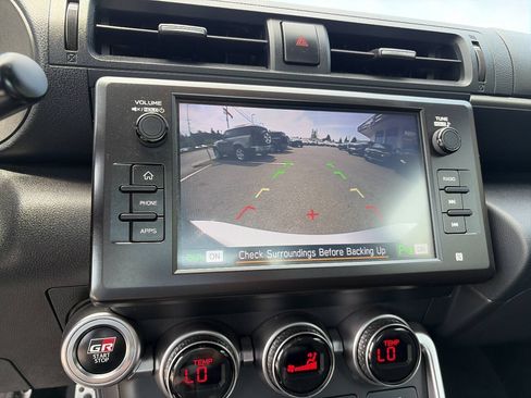 Used 2023 Toyota GR86 Premium RWD image 29