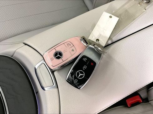 Used 2022 Mercedes-Benz E 350 4MATIC Sedan image 12