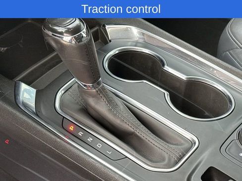 Used 2019 Chevrolet Traverse LT w/ LT Premium Package image 24