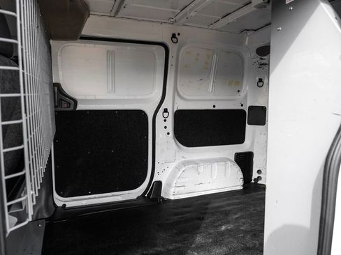Used 2020 Nissan NV200 SV image 32