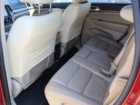Used 2014 Jeep Grand Cherokee Limited w/ Luxury Group II AWD/4WD image 13