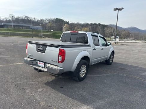 Used 2016 Nissan Frontier SV AWD/4WD image 8