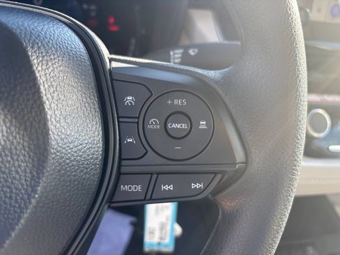 Used 2026 Toyota Corolla Cross L FWD image 20