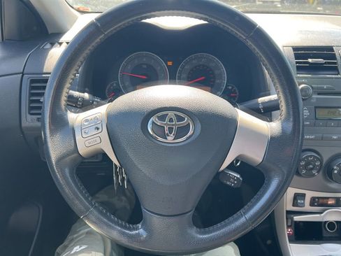 Used 2010 Toyota Corolla S image 9