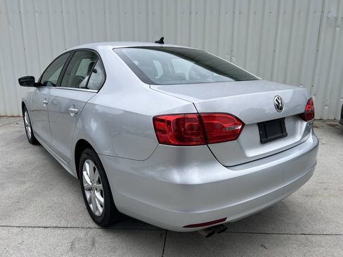 Used 2013 Volkswagen Jetta SE FWD image 5