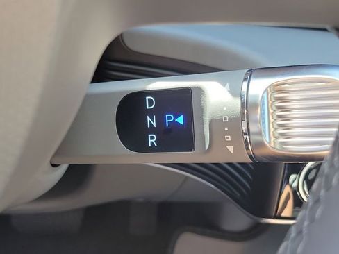 New 2026 Hyundai Ioniq 5 SE image 8