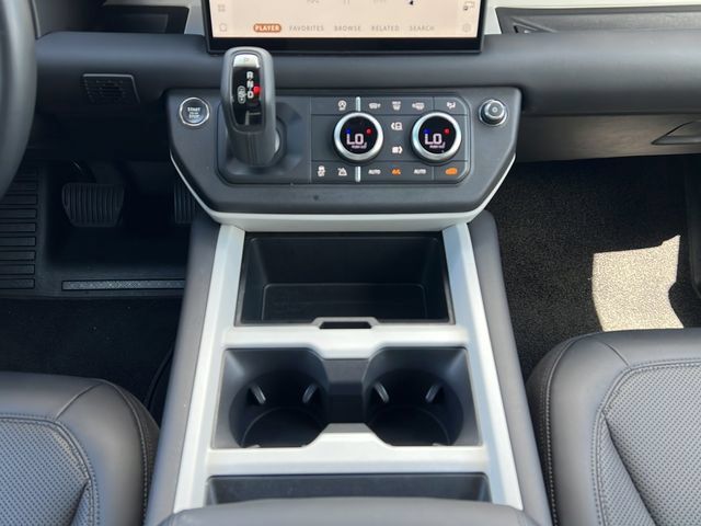 Used 2025 Land Rover Defender 110 S AWD/4WD image 18