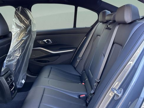 Used 2026 BMW 330i Sedan w/ Premium Package image 23