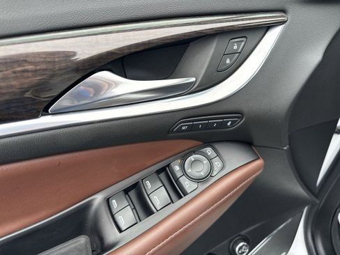 Used 2020 Buick Enclave Avenir w/ LPO, Floor Liner Package image 15