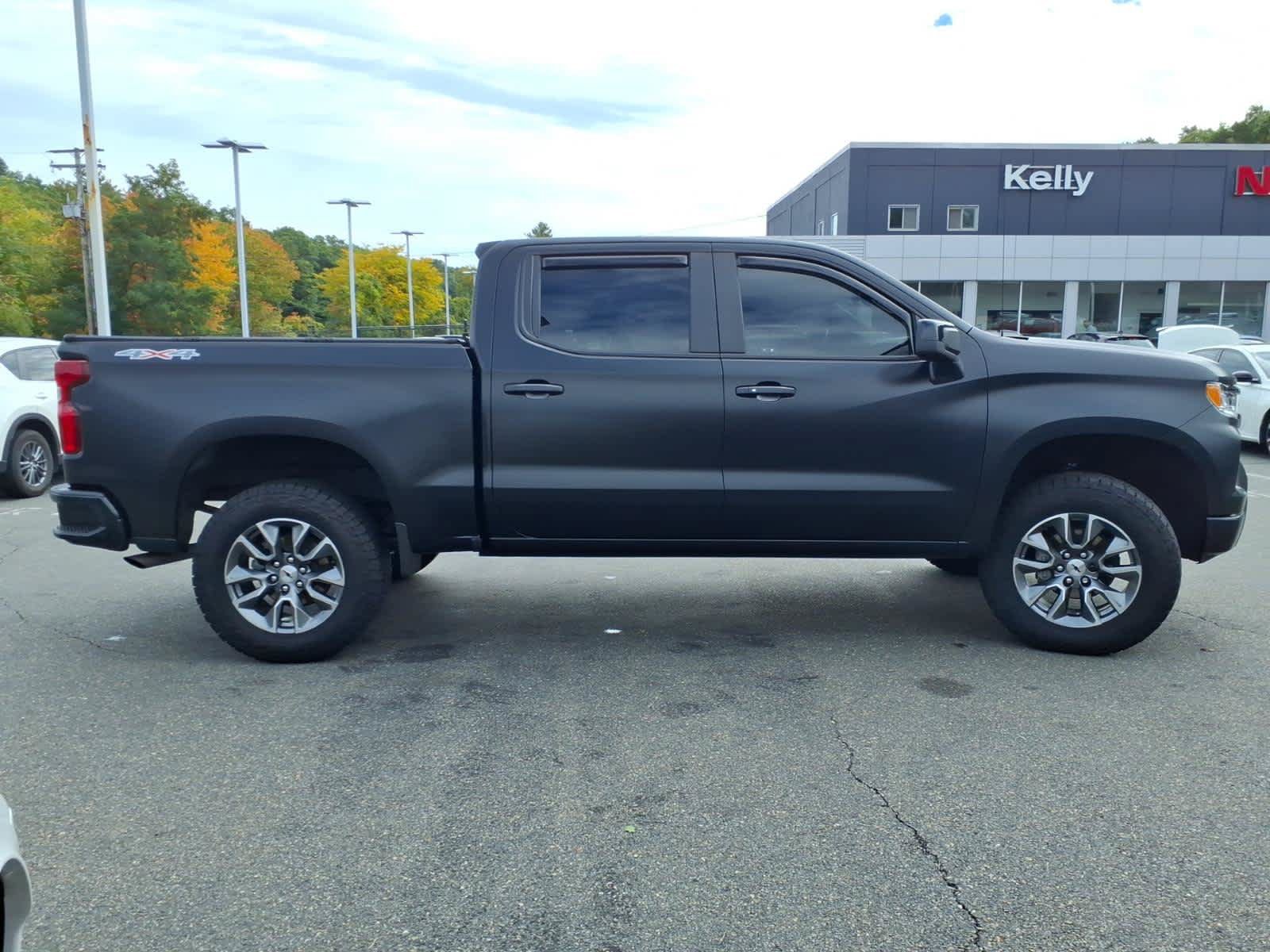 Used 2024 Chevrolet Silverado 1500 RST w/ Convenience Package II AWD/4WD image 4