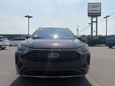 Used 2023 Ford Escape ST-Line w/ Tech Pack #1 AWD/4WD image 30