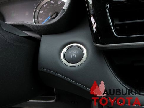 New 2026 Toyota Highlander XLE image 14