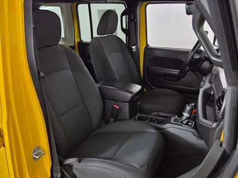 Used 2021 Jeep Wrangler Unlimited Sport AWD/4WD image 36