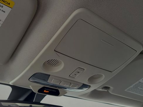 Certified 2018 Ford EcoSport SES AWD/4WD image 22