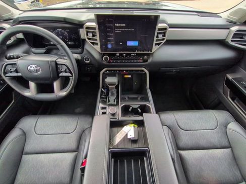 Used 2024 Toyota Tundra Limited image 15