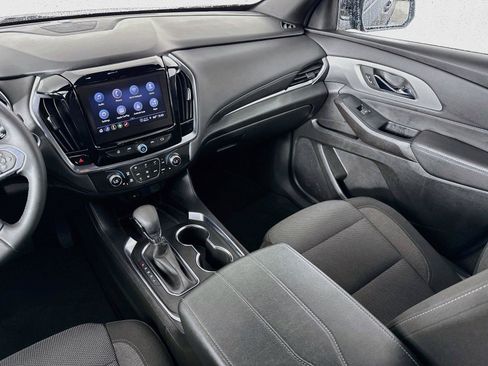 Used 2023 Chevrolet Traverse LT w/ Midnight/Sport Edition AWD/4WD image 23