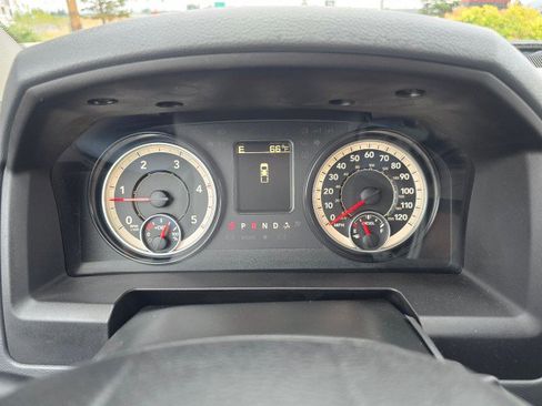 Used 2017 RAM 2500 Tradesman w/ Chrome Appearance Group image 40